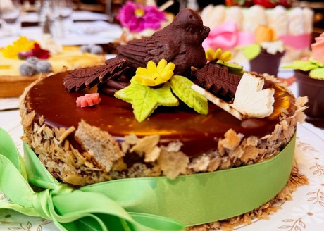 Chocolate Mother Bird Cake Topper