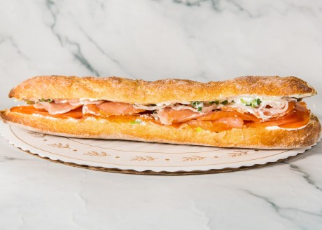 SMOKED SALMON TARTINE